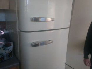 Cream smeg fridge freezer