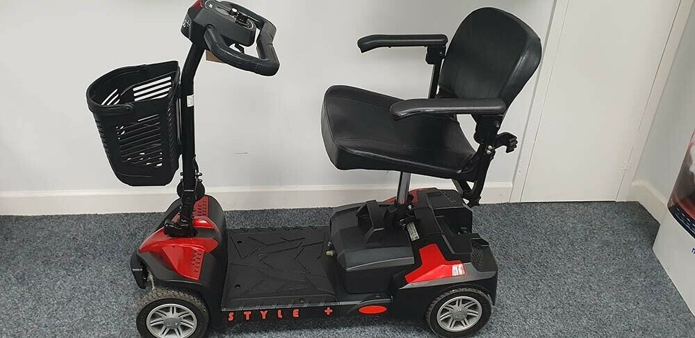 LIKE NEW DRIVE STYLE PLUS MOBILITY SCOOTER