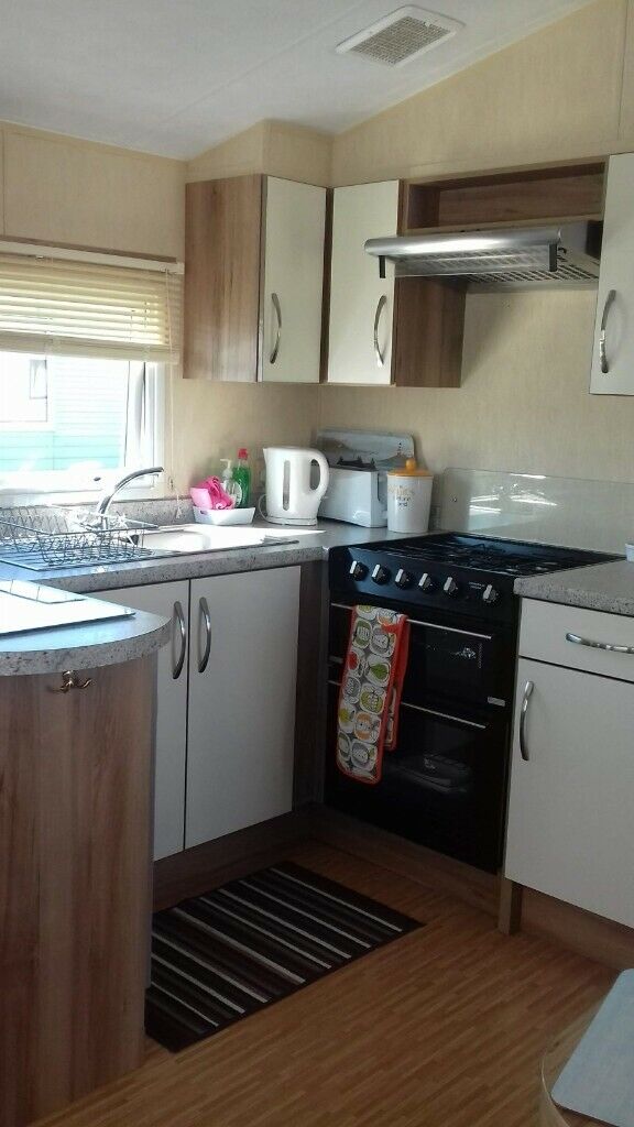 Trecco Bay 2 bedroom modern van only for mature couple and small dog £150 pw