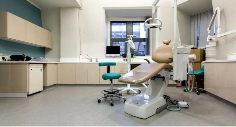 Manchester Spring Gardens / Dental / Dentist Clinic / Surgery / Room To Rent or Hire / £375 Per Day