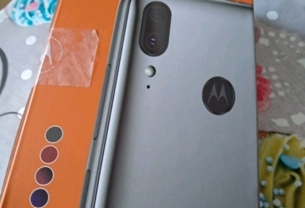 Motorola e6 plus