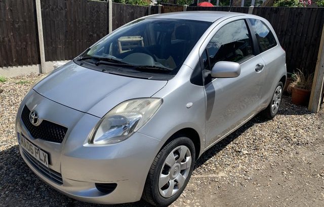 Reliable Toyota Yaris t2 – cat n £2000 ONO