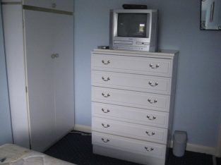 ROOMS TO RENT £390 per month