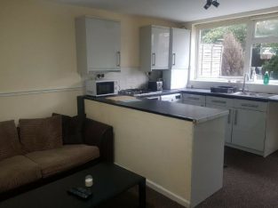 SUPPORTED ACCOMMODATION **Edgbaston Room to Rent** **DSS, UNIVERSAL CREDIT ACCEPTED**