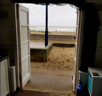 Beach Hut for sale