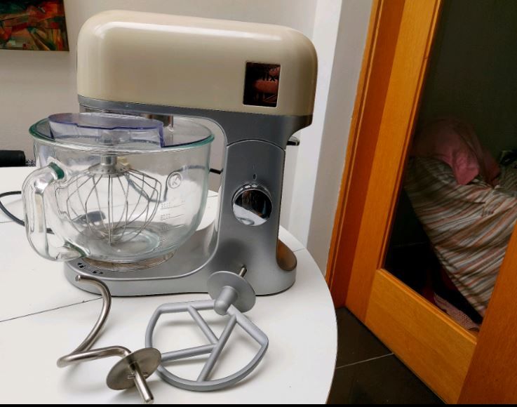 Premium Kenwood Food Mixer Immaculate Condition