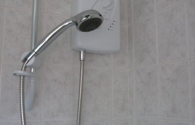 bath shower suite £100 no offers