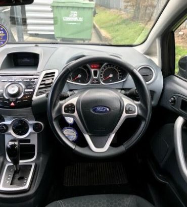 2011 Ford Fiesta Titanium automatic 1.4, 5 door