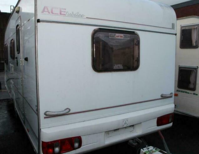 Ace Jubilee Globetrotter 2004 4 Berth Caravan £4,400