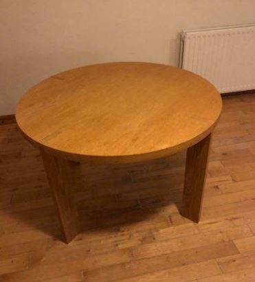 Round oak effect Kitchen / dining table 120cm in diameter