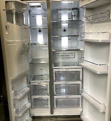 Silver Samsung American water and ice dispenser fridge freezer