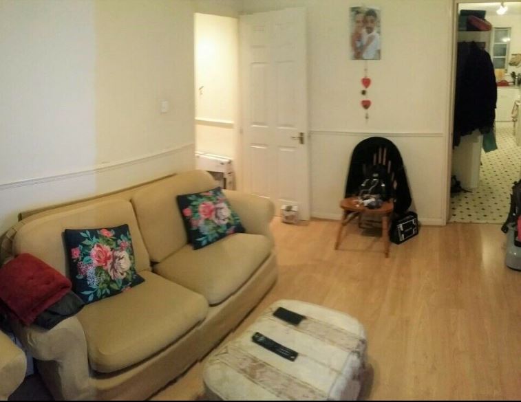 AIRY 1 DOUBLE BEDROOM APARTMENT AND STEPNEY GREEN, E1, LIGHT CLOSE TO MILE END STATION