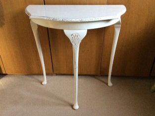 FRENCH STYLE VINTAGE WHITE HALLWAY CONSOLE HALF MOON TABLE