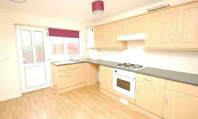 2 bedroom house in Sandford Street, Grimsby, N E Lincolnshire, DN31